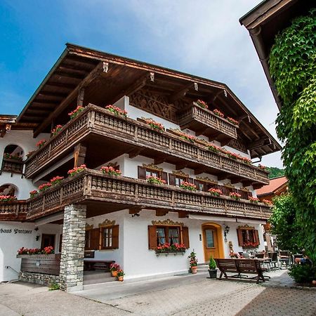 Gaestehaus Pretzner Hotel Reit im Winkl Exterior photo
